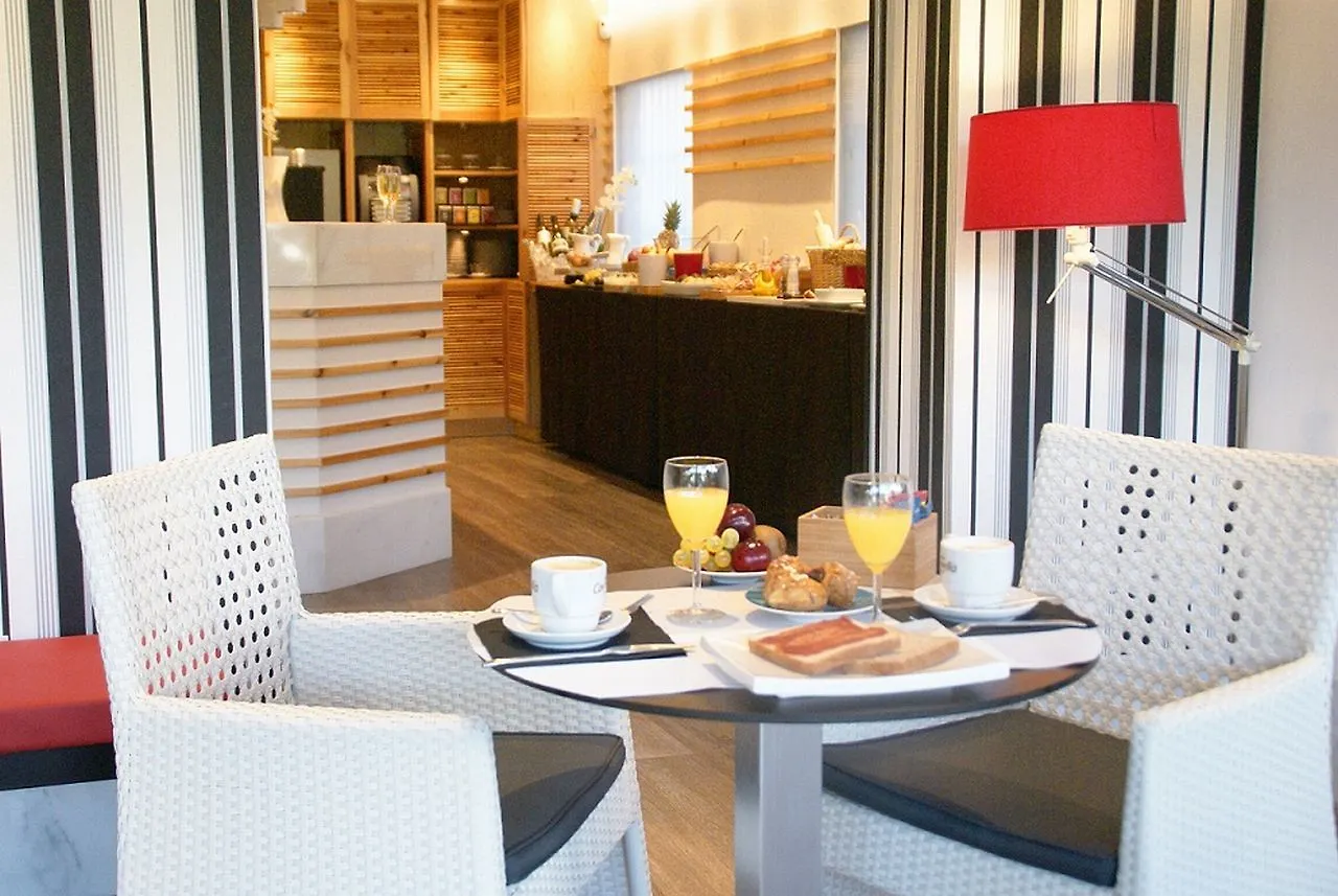 Hotel Sitges 3*,